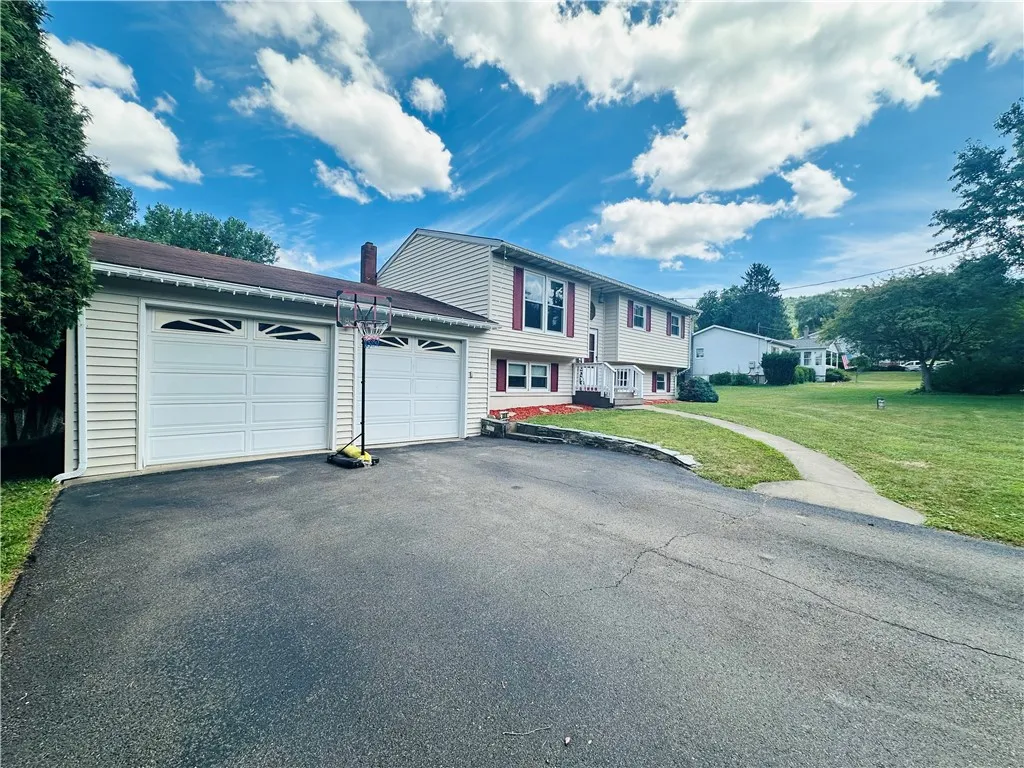 888 Harris Hill Road, Big Flats, New York 14903, Big Flats, New York 14903, 4 Bedrooms Bedrooms, 10 Rooms Rooms,2 BathroomsBathrooms,Residential,Closed,888 Harris Hill Road, Big Flats, New York 14903,0,R1625444