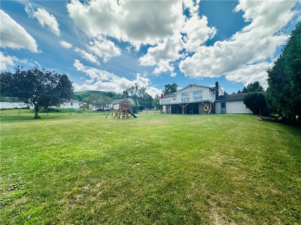 888 Harris Hill Road, Big Flats, New York 14903, Big Flats, New York 14903, 4 Bedrooms Bedrooms, 10 Rooms Rooms,2 BathroomsBathrooms,Residential,Closed,888 Harris Hill Road, Big Flats, New York 14903,0,R1625444