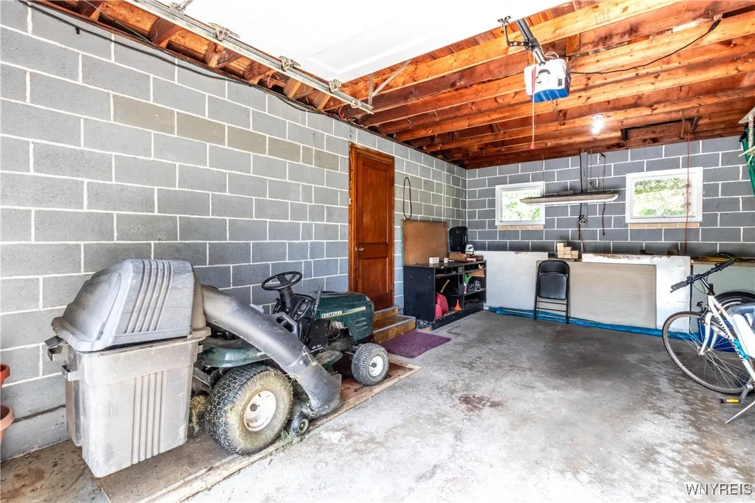 49 Bielak Road, Orchard Park, New York 14127, Orchard Park, New York 14127, 4 Bedrooms Bedrooms, 9 Rooms Rooms,2 BathroomsBathrooms,Residential,For Sale,49 Bielak Road, Orchard Park, New York 14127,B1627529