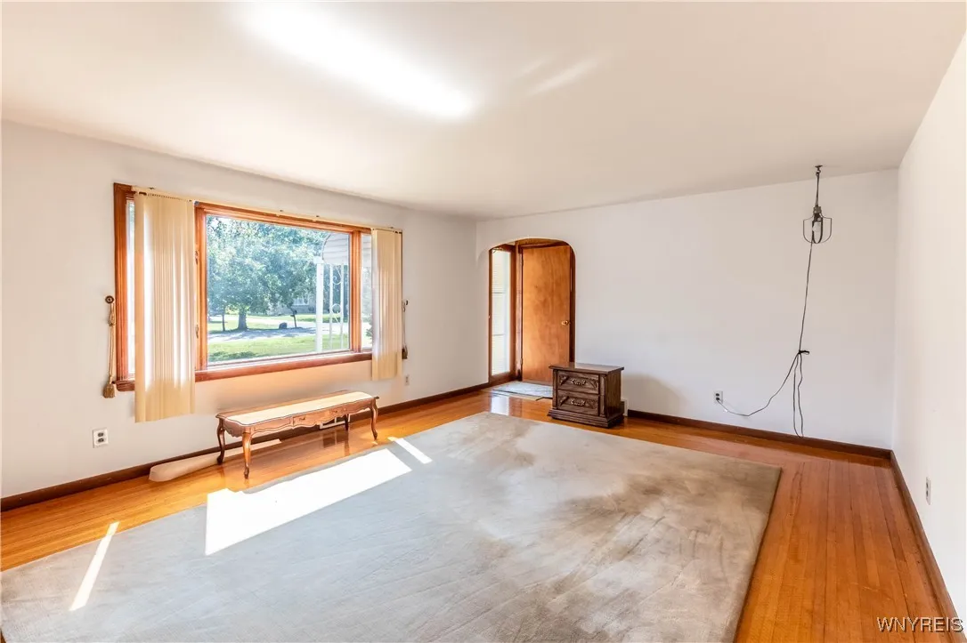 49 Bielak Road, Orchard Park, New York 14127, Orchard Park, New York 14127, 4 Bedrooms Bedrooms, 9 Rooms Rooms,2 BathroomsBathrooms,Residential,For Sale,49 Bielak Road, Orchard Park, New York 14127,B1627529