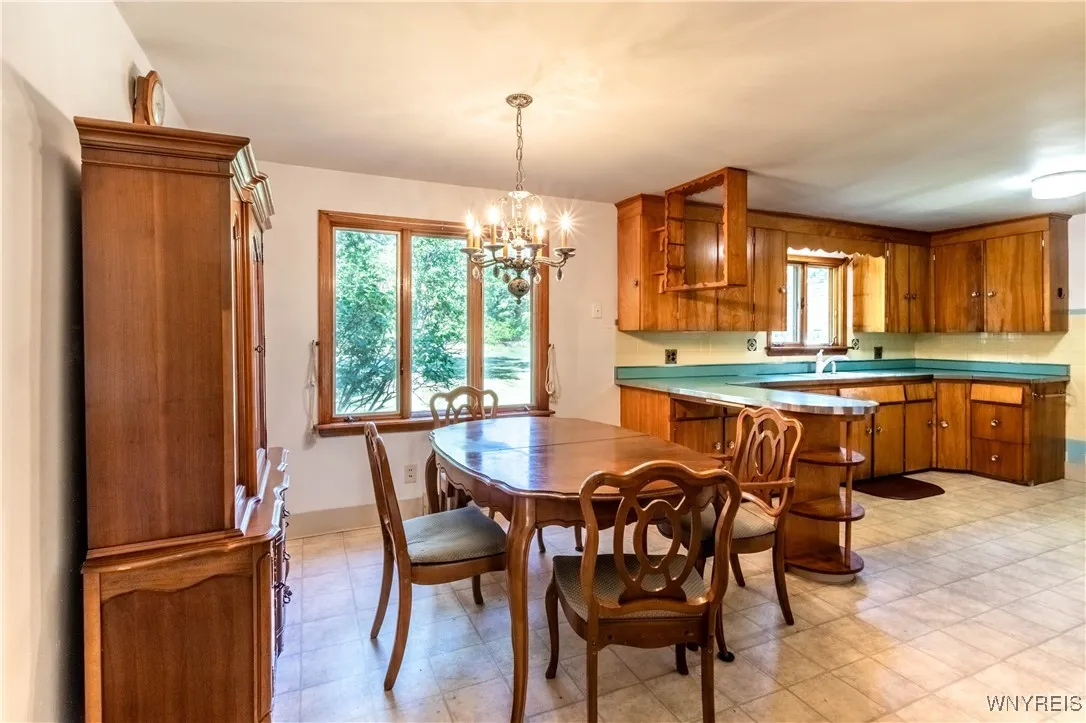 49 Bielak Road, Orchard Park, New York 14127, Orchard Park, New York 14127, 4 Bedrooms Bedrooms, 9 Rooms Rooms,2 BathroomsBathrooms,Residential,For Sale,49 Bielak Road, Orchard Park, New York 14127,B1627529
