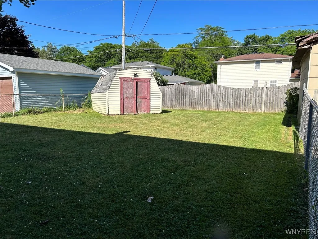 154 Fairgreen Drive, Amherst, New York 14228, Amherst, New York 14228, 6 Bedrooms Bedrooms, ,2 BathroomsBathrooms,Residential,Closed,154 Fairgreen Drive, Amherst, New York 14228,0,B1626487