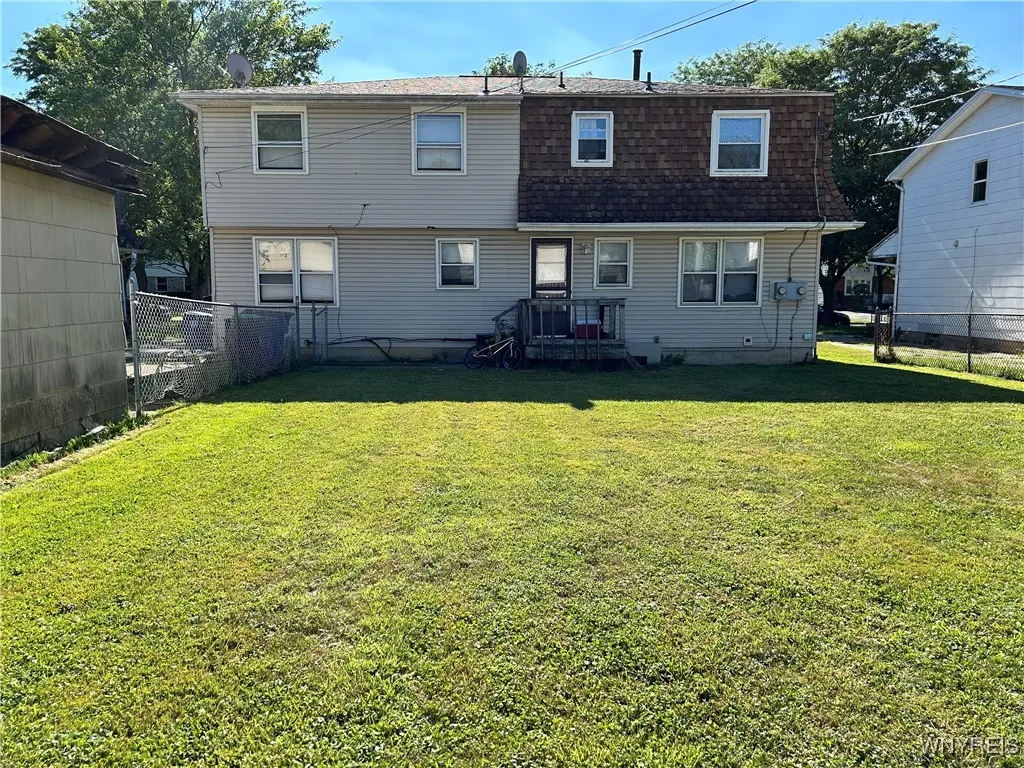 154 Fairgreen Drive, Amherst, New York 14228, Amherst, New York 14228, 6 Bedrooms Bedrooms, ,2 BathroomsBathrooms,Residential,Closed,154 Fairgreen Drive, Amherst, New York 14228,0,B1626487