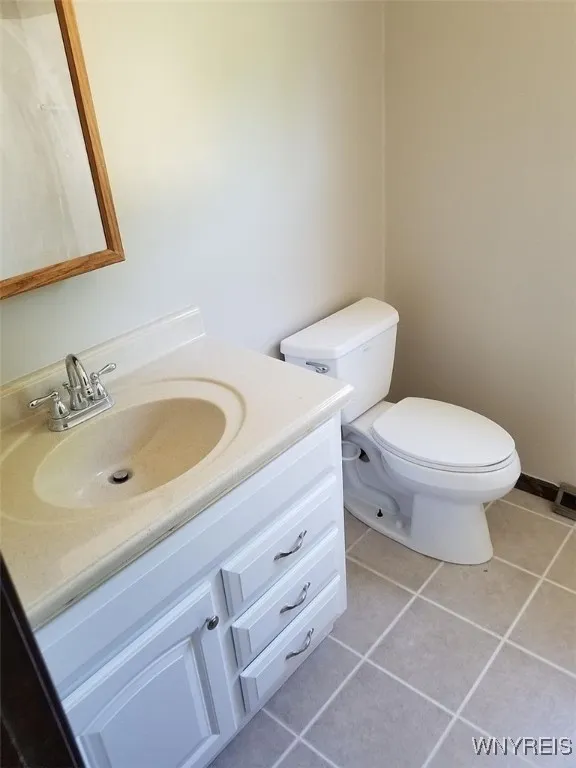 154 Fairgreen Drive, Amherst, New York 14228, Amherst, New York 14228, 6 Bedrooms Bedrooms, ,2 BathroomsBathrooms,Residential,Closed,154 Fairgreen Drive, Amherst, New York 14228,0,B1626487