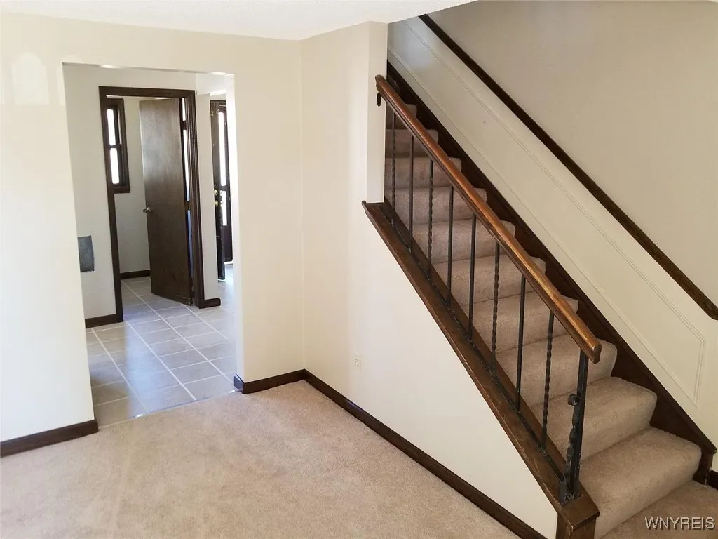 154 Fairgreen Drive, Amherst, New York 14228, Amherst, New York 14228, 6 Bedrooms Bedrooms, ,2 BathroomsBathrooms,Residential,Closed,154 Fairgreen Drive, Amherst, New York 14228,0,B1626487