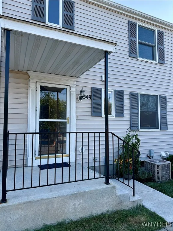 549 Burroughs Drive, Amherst, New York 14226, Amherst, New York 14226, 2 Bedrooms Bedrooms, 6 Rooms Rooms,2 BathroomsBathrooms,Residential,For Sale,549 Burroughs Drive, Amherst, New York 14226,B1626752