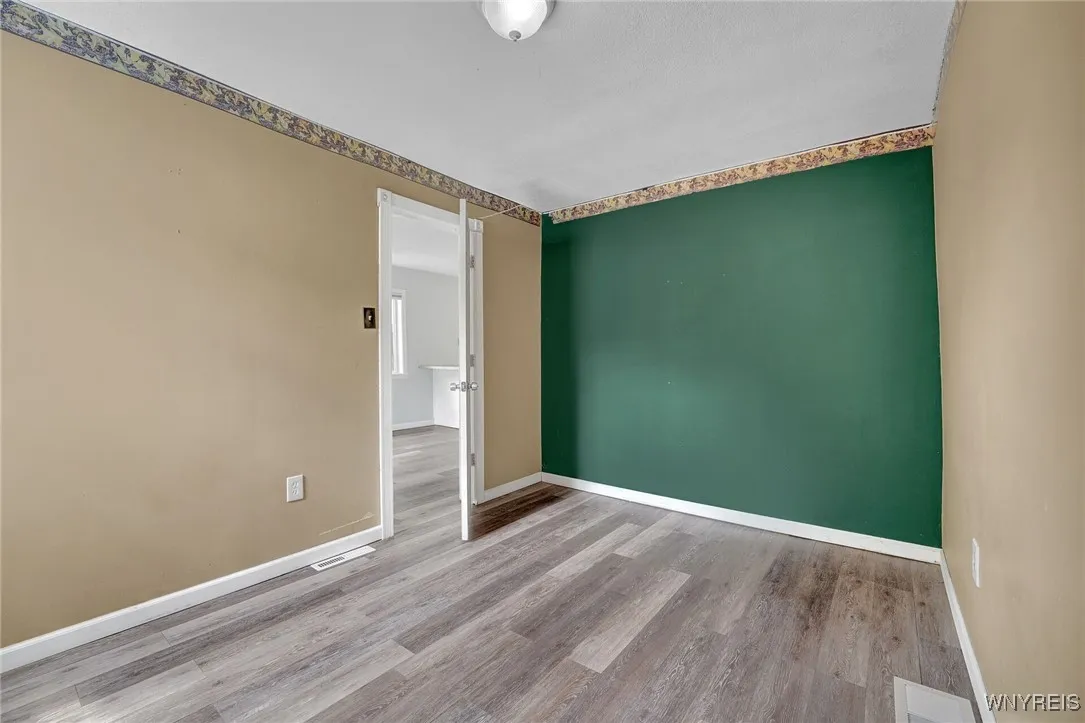 4111 Burke Parkway, Hamburg, New York 14219, Hamburg, New York 14219, 3 Bedrooms Bedrooms, 5 Rooms Rooms,1 BathroomBathrooms,Residential,For Sale,4111 Burke Parkway, Hamburg, New York 14219,B1625560