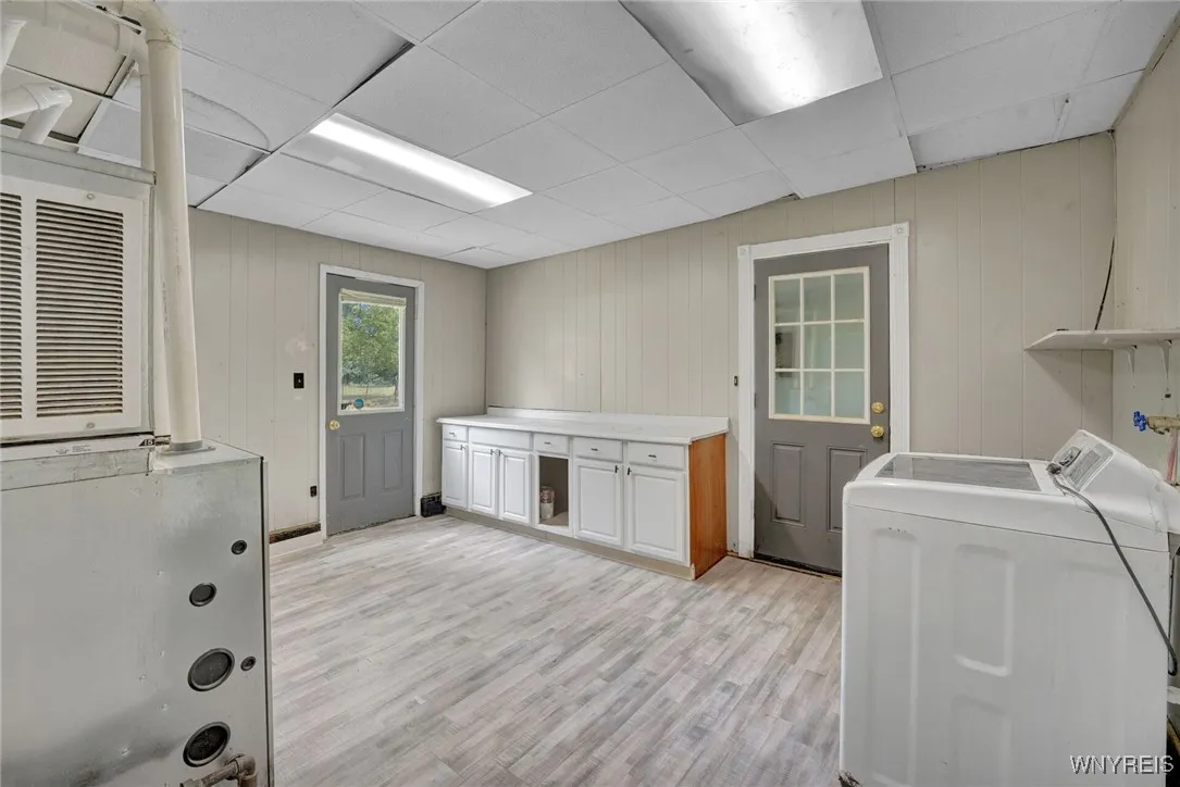 4111 Burke Parkway, Hamburg, New York 14219, Hamburg, New York 14219, 3 Bedrooms Bedrooms, 5 Rooms Rooms,1 BathroomBathrooms,Residential,For Sale,4111 Burke Parkway, Hamburg, New York 14219,B1625560
