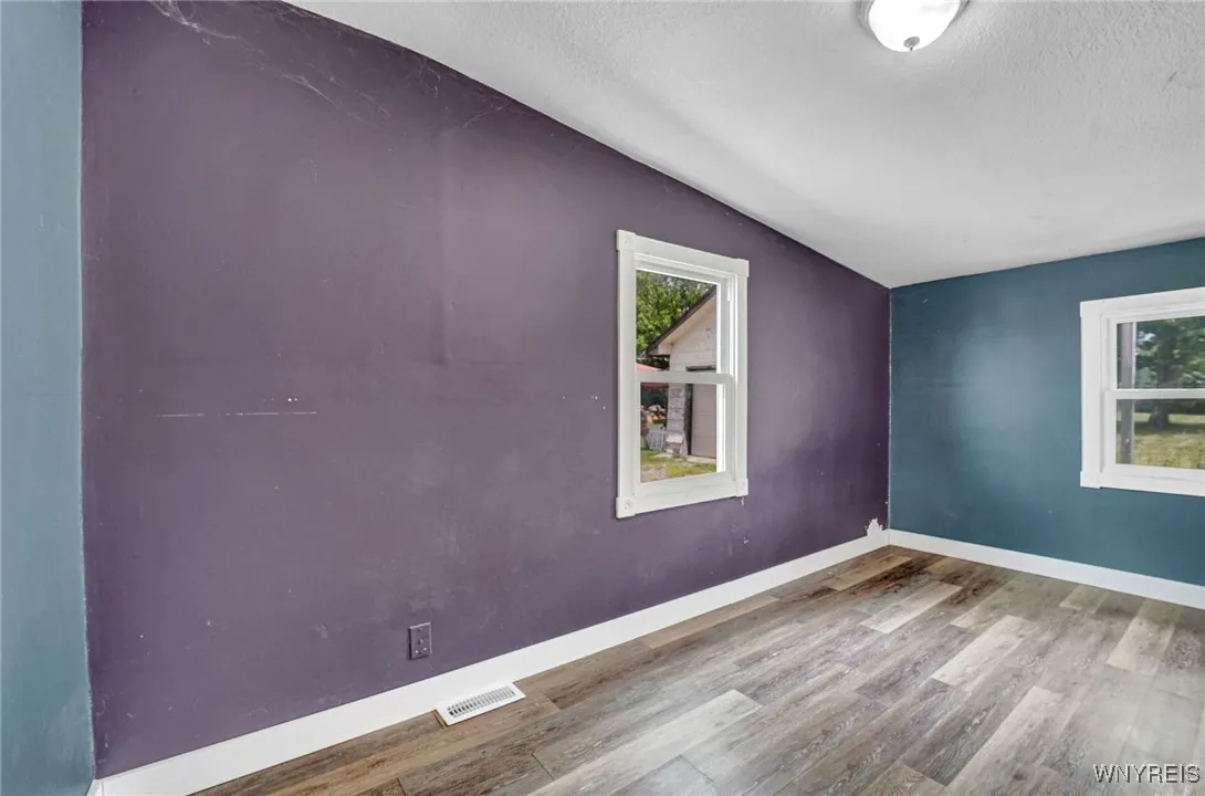 4111 Burke Parkway, Hamburg, New York 14219, Hamburg, New York 14219, 3 Bedrooms Bedrooms, 5 Rooms Rooms,1 BathroomBathrooms,Residential,For Sale,4111 Burke Parkway, Hamburg, New York 14219,B1625560
