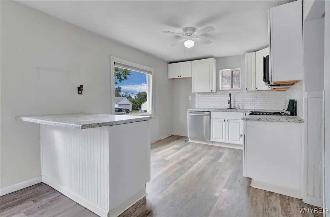 4111 Burke Parkway, Hamburg, New York 14219, Hamburg, New York 14219, 3 Bedrooms Bedrooms, 5 Rooms Rooms,1 BathroomBathrooms,Residential,For Sale,4111 Burke Parkway, Hamburg, New York 14219,B1625560