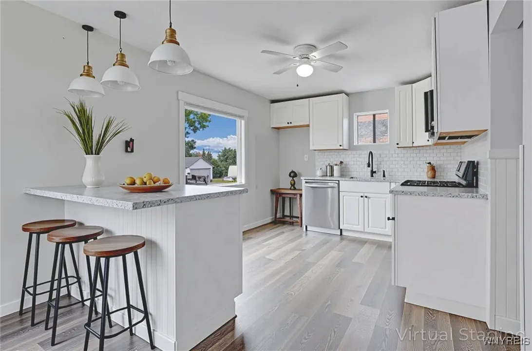 4111 Burke Parkway, Hamburg, New York 14219, Hamburg, New York 14219, 3 Bedrooms Bedrooms, 5 Rooms Rooms,1 BathroomBathrooms,Residential,For Sale,4111 Burke Parkway, Hamburg, New York 14219,B1625560