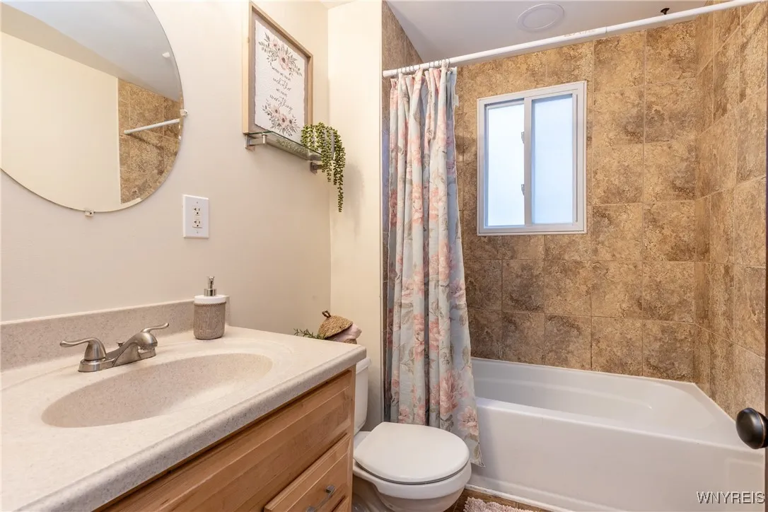 391 Hoyt Street, Buffalo, New York 14213, Buffalo, New York 14213, 6 Bedrooms Bedrooms, ,2 BathroomsBathrooms,Residential,Closed,391 Hoyt Street, Buffalo, New York 14213,0,B1627537 391 Hoyt Street, Buffalo, New York 14213, Buffalo, New York 14213, 6 Bedrooms Bedrooms, ,2 BathroomsBathrooms,Residential,Closed,391 Hoyt Street, Buffalo, New York 14213,0,B1627537