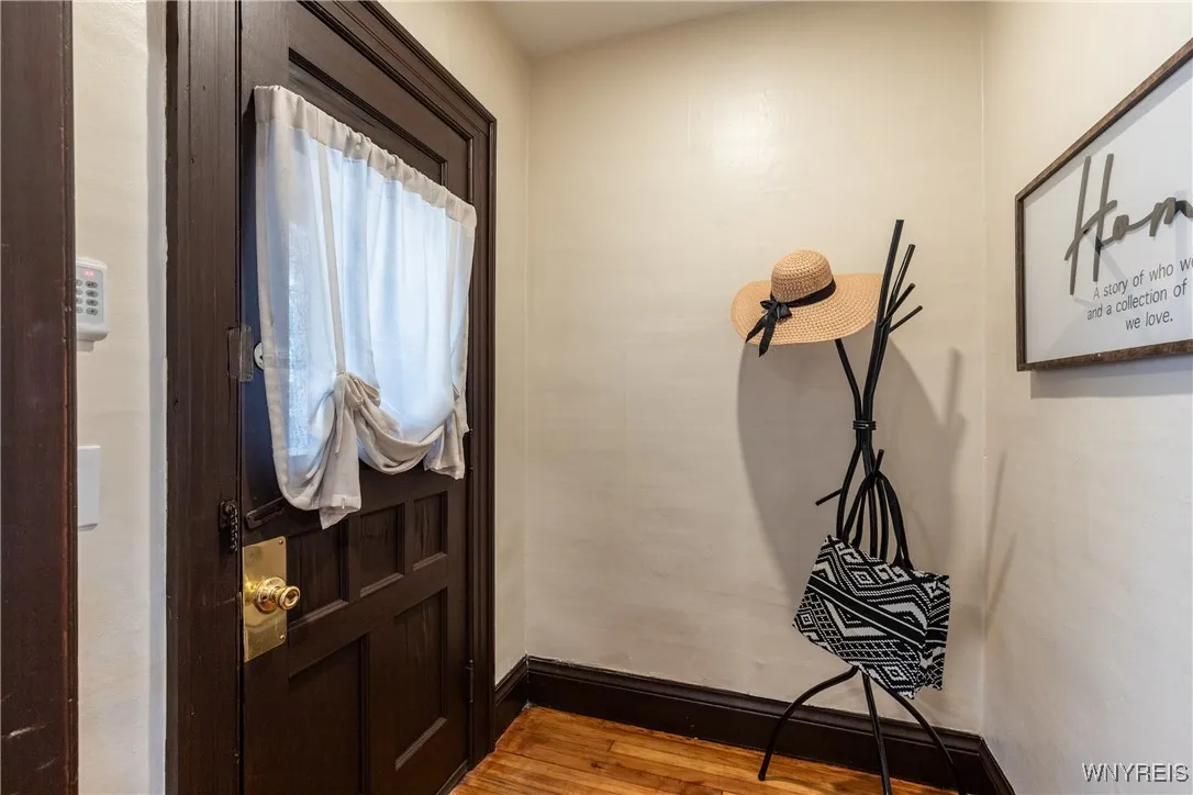 391 Hoyt Street, Buffalo, New York 14213, Buffalo, New York 14213, 6 Bedrooms Bedrooms, ,2 BathroomsBathrooms,Residential,Closed,391 Hoyt Street, Buffalo, New York 14213,0,B1627537 391 Hoyt Street, Buffalo, New York 14213, Buffalo, New York 14213, 6 Bedrooms Bedrooms, ,2 BathroomsBathrooms,Residential,Closed,391 Hoyt Street, Buffalo, New York 14213,0,B1627537