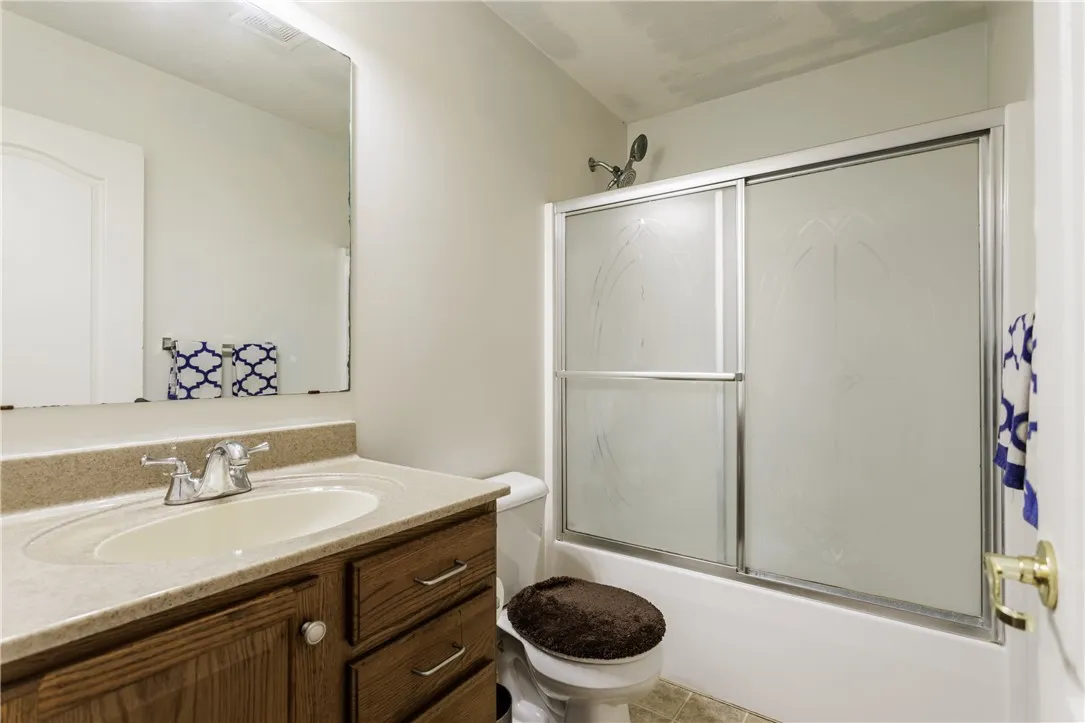 203 Westcombe Park, Henrietta, New York 14586, Henrietta, New York 14586, 3 Bedrooms Bedrooms, 7 Rooms Rooms,3 BathroomsBathrooms,Residential,For Sale,203 Westcombe Park, Henrietta, New York 14586,R1627322