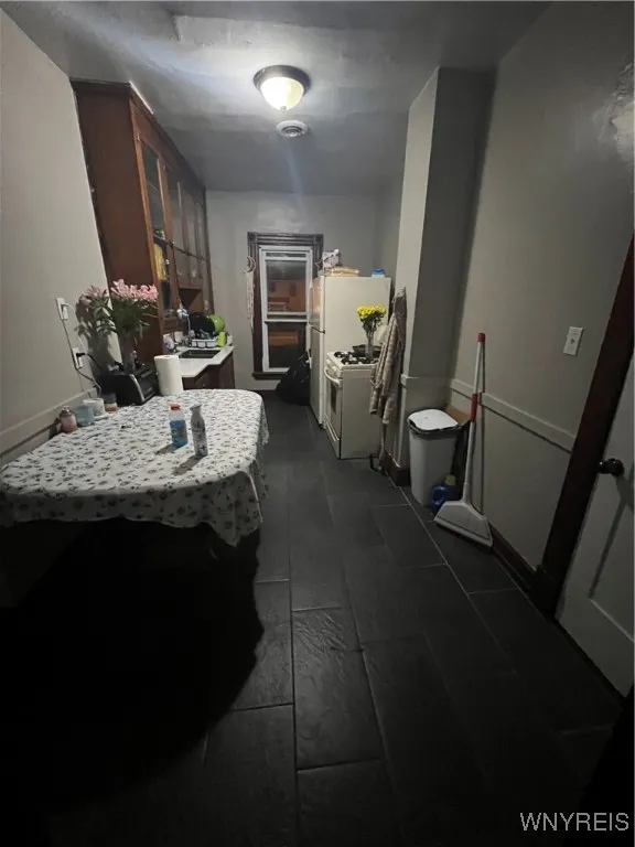 2322 Seneca St Street, Buffalo, New York 14210, Buffalo, New York 14210, ,Commercial Sale,For Sale,2322 Seneca St Street, Buffalo, New York 14210,B1627411