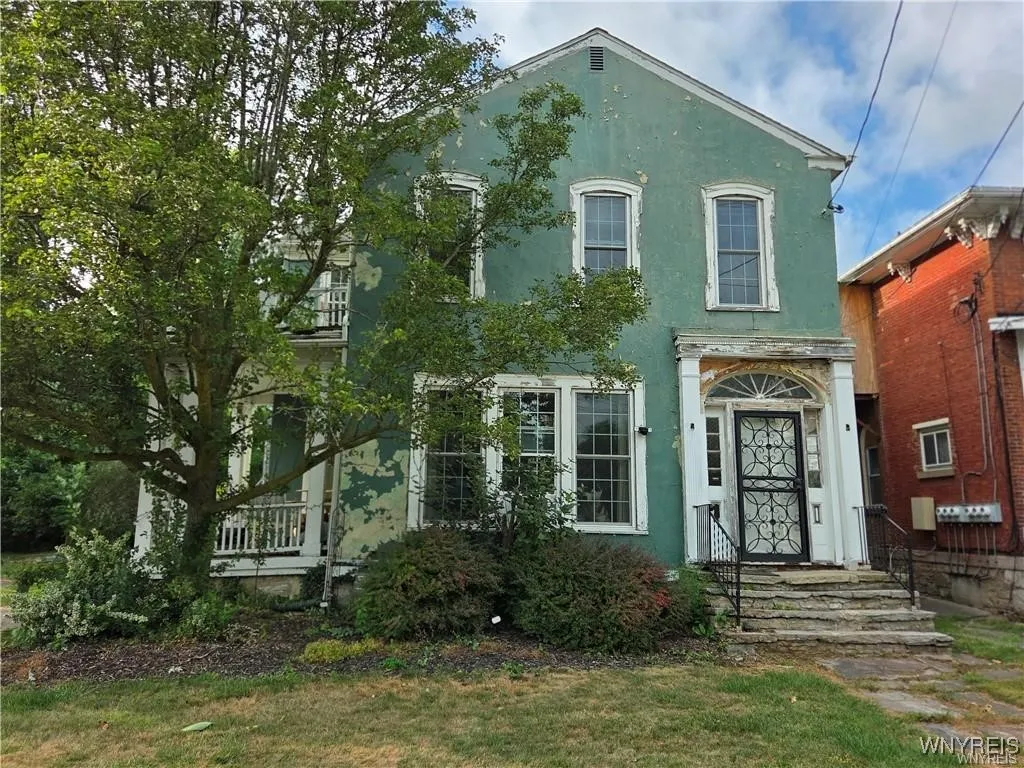 222 High Street, Lockport City, New York 14094, Lockport City, New York 14094, 4 Bedrooms Bedrooms, 10 Rooms Rooms,2 BathroomsBathrooms,Residential,Closed,222 High Street, Lockport City, New York 14094,0,B1627558