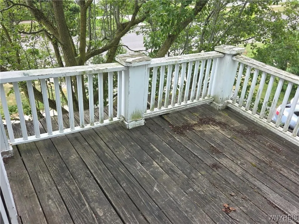 222 High Street, Lockport City, New York 14094, Lockport City, New York 14094, 4 Bedrooms Bedrooms, 10 Rooms Rooms,2 BathroomsBathrooms,Residential,Closed,222 High Street, Lockport City, New York 14094,0,B1627558