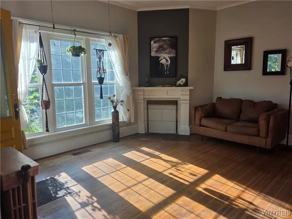 222 High Street, Lockport City, New York 14094, Lockport City, New York 14094, 4 Bedrooms Bedrooms, 10 Rooms Rooms,2 BathroomsBathrooms,Residential,Closed,222 High Street, Lockport City, New York 14094,0,B1627558