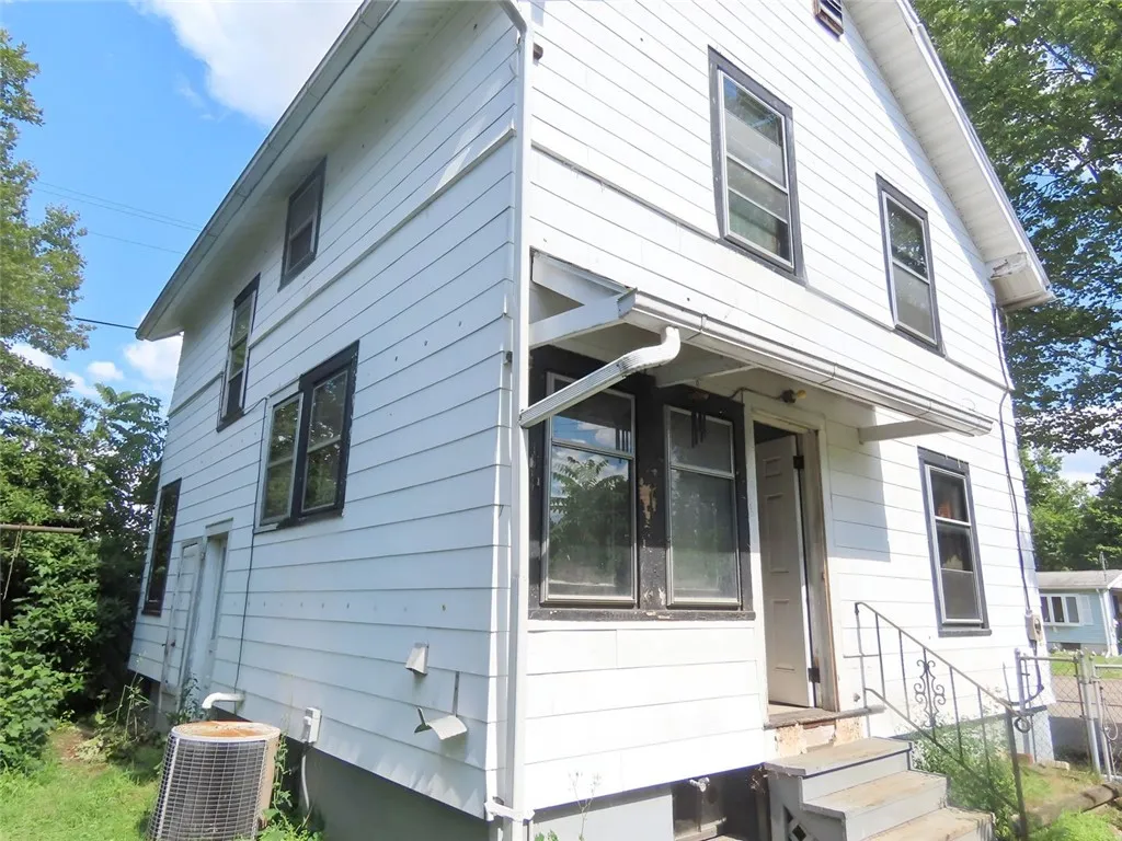 752 Robinson Street, Elmira City, New York 14904, Elmira City, New York 14904, 3 Bedrooms Bedrooms, 6 Rooms Rooms,1 BathroomBathrooms,Residential,Closed,752 Robinson Street, Elmira City, New York 14904,0,R1627520