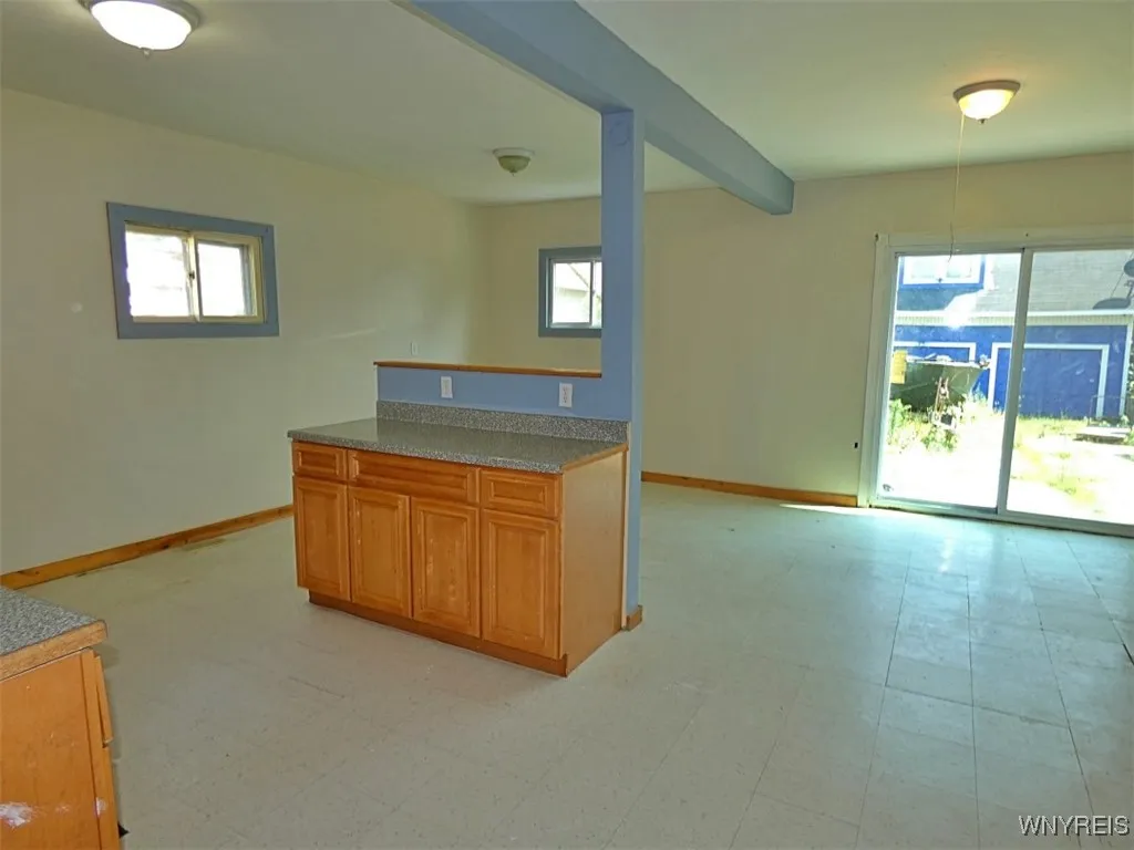 141 Niagara Street, Tonawanda, New York 14150, Tonawanda, New York 14150, 4 Bedrooms Bedrooms, ,3 BathroomsBathrooms,Residential,For Sale,141 Niagara Street, Tonawanda, New York 14150,0,B1627187