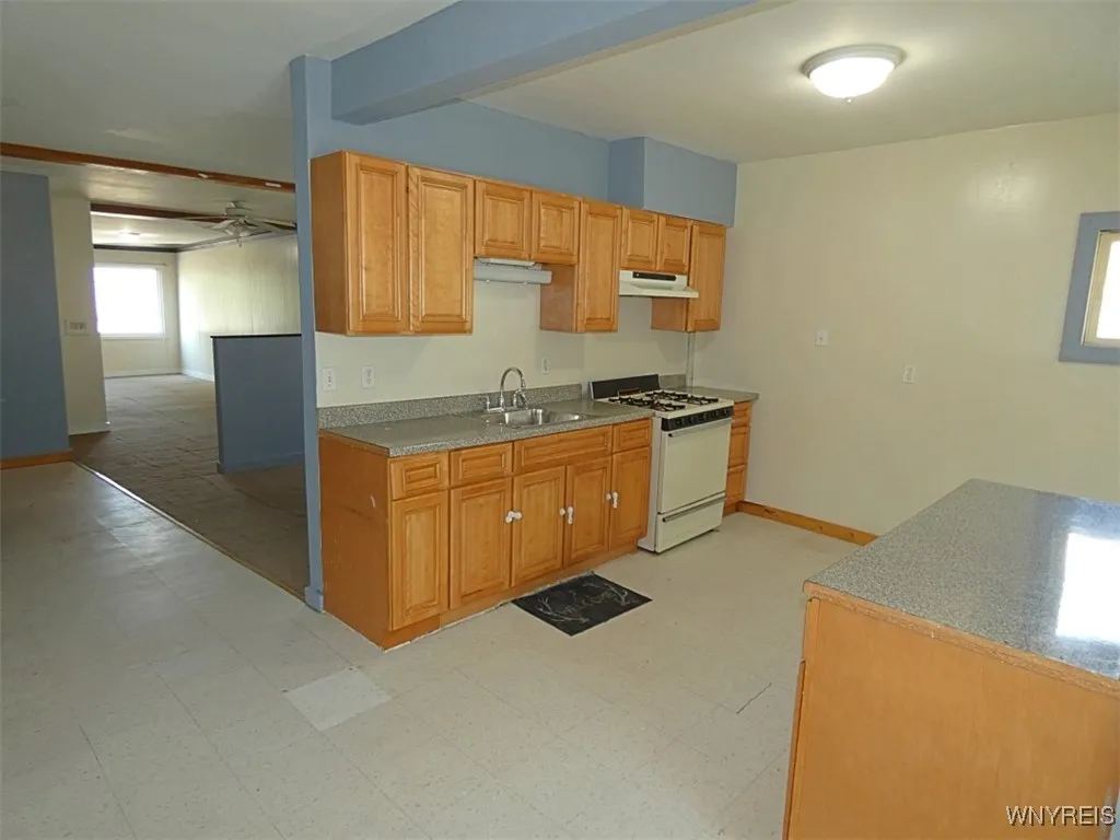 141 Niagara Street, Tonawanda, New York 14150, Tonawanda, New York 14150, 4 Bedrooms Bedrooms, ,3 BathroomsBathrooms,Residential,For Sale,141 Niagara Street, Tonawanda, New York 14150,0,B1627187
