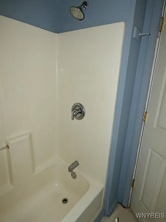 141 Niagara Street, Tonawanda, New York 14150, Tonawanda, New York 14150, 4 Bedrooms Bedrooms, ,3 BathroomsBathrooms,Residential,For Sale,141 Niagara Street, Tonawanda, New York 14150,0,B1627187