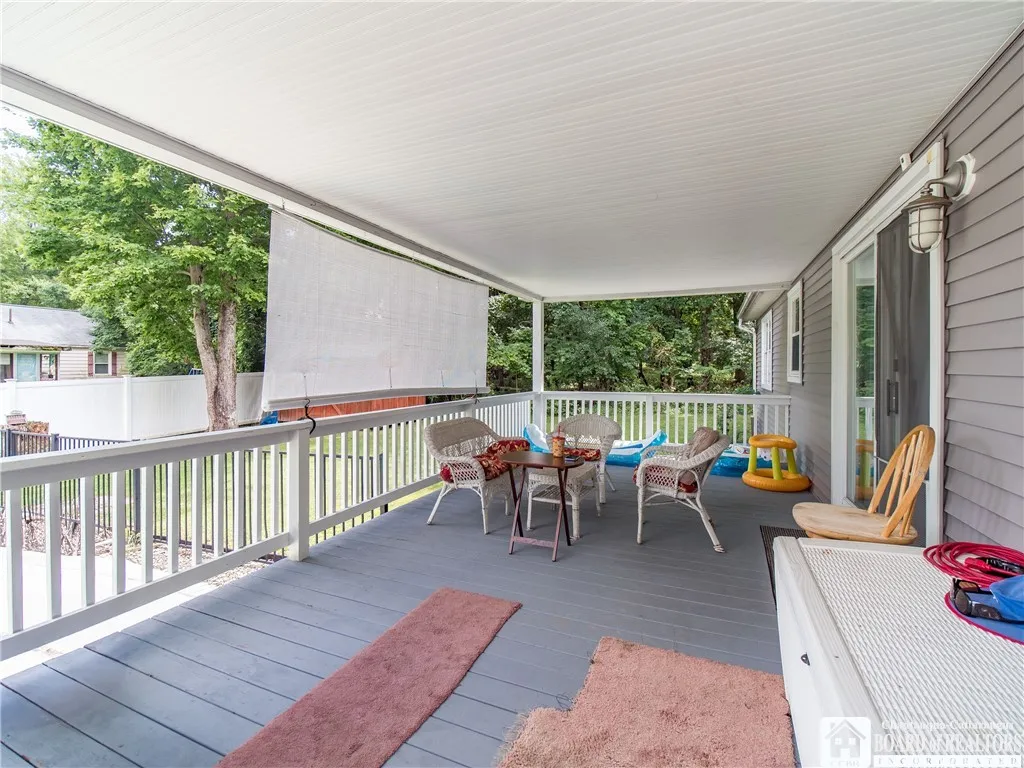 111 North Laurel Avenue, Busti, New York 14750, Busti, New York 14750, 3 Bedrooms Bedrooms, 10 Rooms Rooms,2 BathroomsBathrooms,Residential,Closed,111 North Laurel Avenue, Busti, New York 14750,0,R1627428