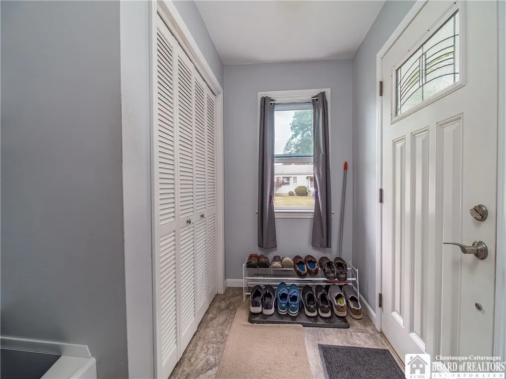 111 North Laurel Avenue, Busti, New York 14750, Busti, New York 14750, 3 Bedrooms Bedrooms, 10 Rooms Rooms,2 BathroomsBathrooms,Residential,Closed,111 North Laurel Avenue, Busti, New York 14750,0,R1627428