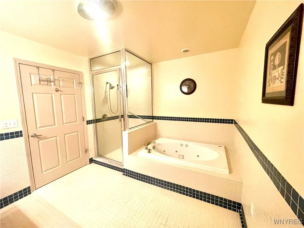 346 Potters Road, West Seneca, New York 14220, West Seneca, New York 14220, 2 Bedrooms Bedrooms, 5 Rooms Rooms,1 BathroomBathrooms,Residential,Closed,346 Potters Road, West Seneca, New York 14220,0,B1627479