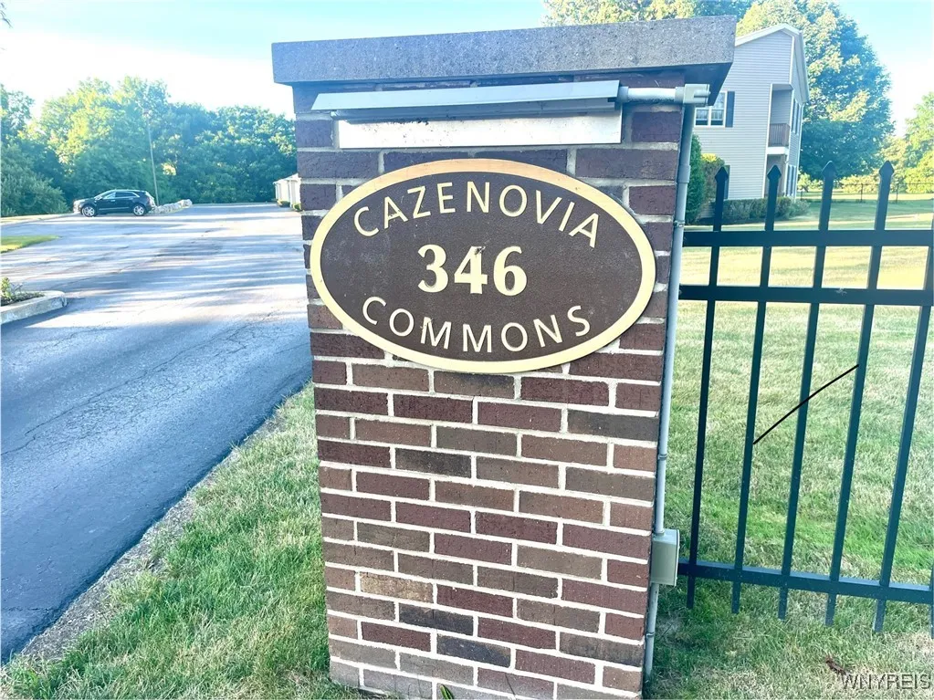 346 Potters Road, West Seneca, New York 14220, West Seneca, New York 14220, 2 Bedrooms Bedrooms, 5 Rooms Rooms,1 BathroomBathrooms,Residential,Closed,346 Potters Road, West Seneca, New York 14220,0,B1627479