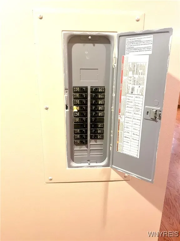 346 Potters Road, West Seneca, New York 14220, West Seneca, New York 14220, 2 Bedrooms Bedrooms, 5 Rooms Rooms,1 BathroomBathrooms,Residential,Closed,346 Potters Road, West Seneca, New York 14220,0,B1627479