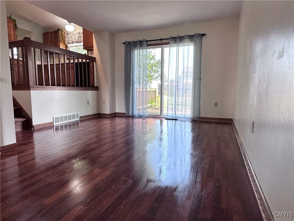 Family Room W/Slider to Back Deck