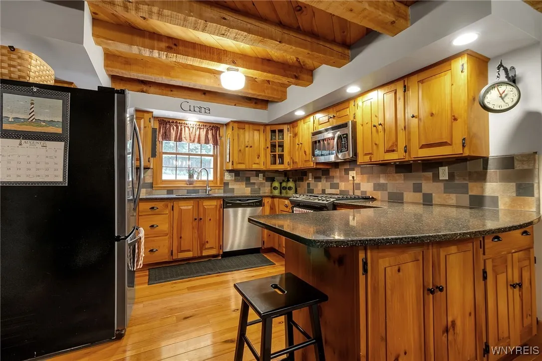 34 Cherrywood, Holland, New York 14080, Holland, New York 14080, 3 Bedrooms Bedrooms, 9 Rooms Rooms,2 BathroomsBathrooms,Residential,Closed,34 Cherrywood, Holland, New York 14080,0,B1627507