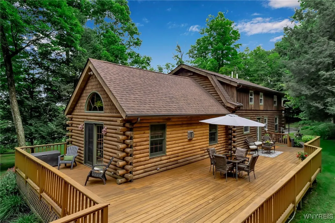 34 Cherrywood, Holland, New York 14080, Holland, New York 14080, 3 Bedrooms Bedrooms, 9 Rooms Rooms,2 BathroomsBathrooms,Residential,Closed,34 Cherrywood, Holland, New York 14080,0,B1627507