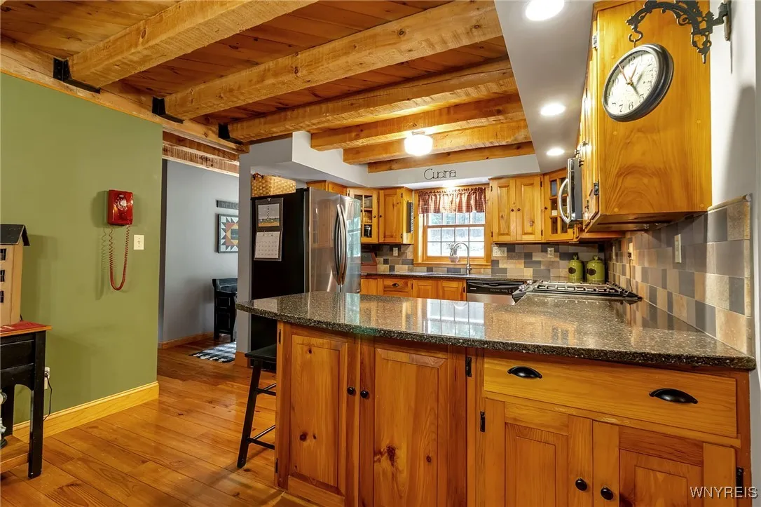 34 Cherrywood, Holland, New York 14080, Holland, New York 14080, 3 Bedrooms Bedrooms, 9 Rooms Rooms,2 BathroomsBathrooms,Residential,Closed,34 Cherrywood, Holland, New York 14080,0,B1627507