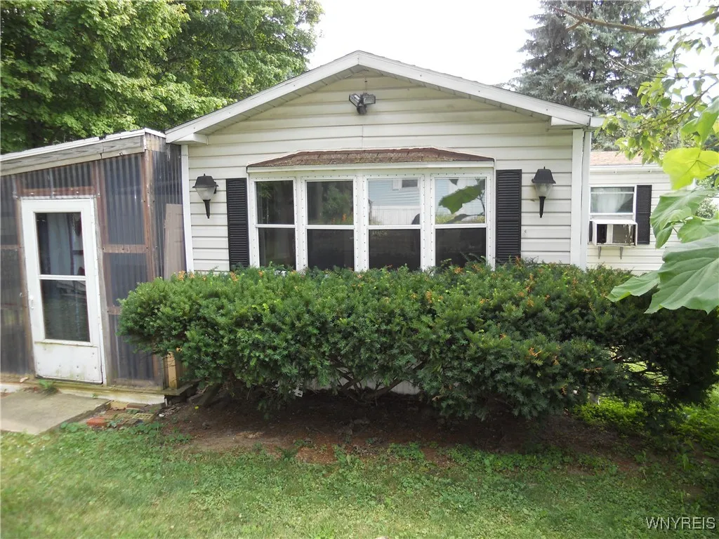 5066 Clinton Street Road, Batavia, New York 14020, Batavia, New York 14020, 2 Bedrooms Bedrooms, 3 Rooms Rooms,1 BathroomBathrooms,Residential,Closed,5066 Clinton Street Road, Batavia, New York 14020,0,B1627614
