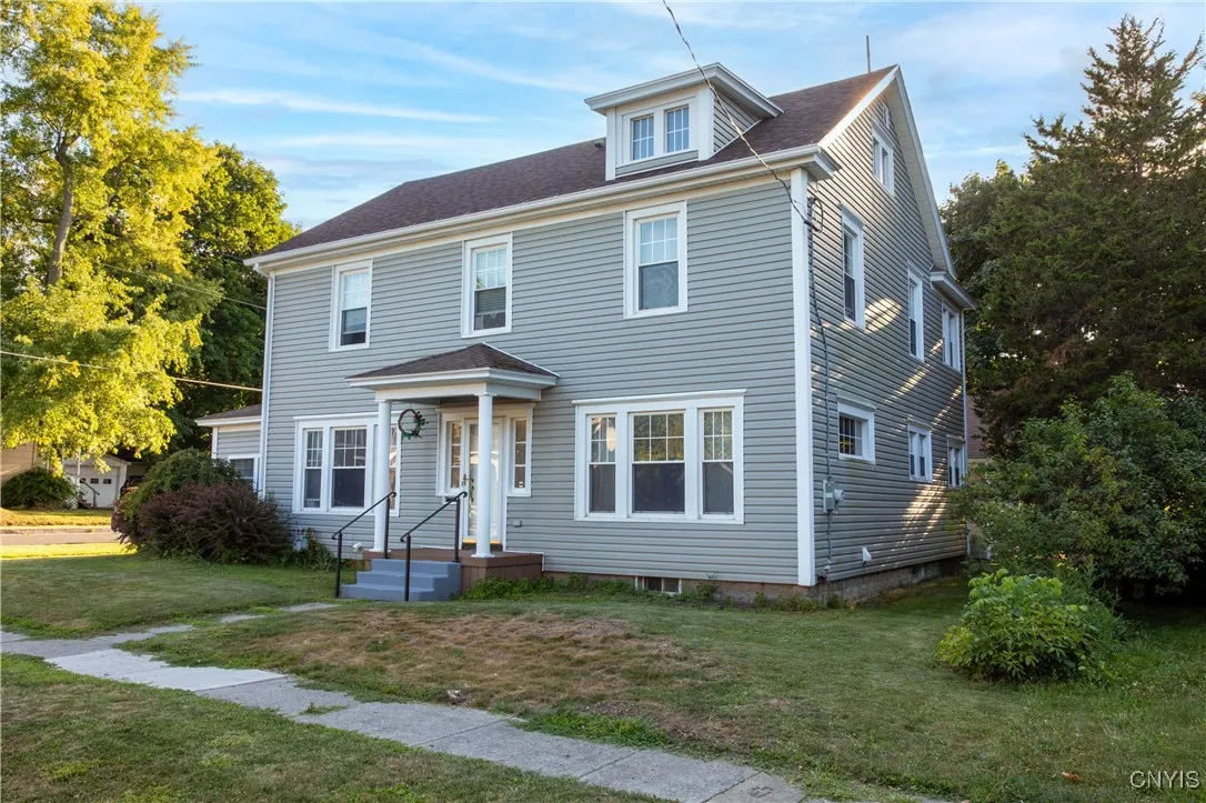 852 Myrtle, Watertown City, New York 13601, Watertown City, New York 13601, 4 Bedrooms Bedrooms, 8 Rooms Rooms,1 BathroomBathrooms,Residential,For Sale,852 Myrtle, Watertown City, New York 13601,0,S1627588