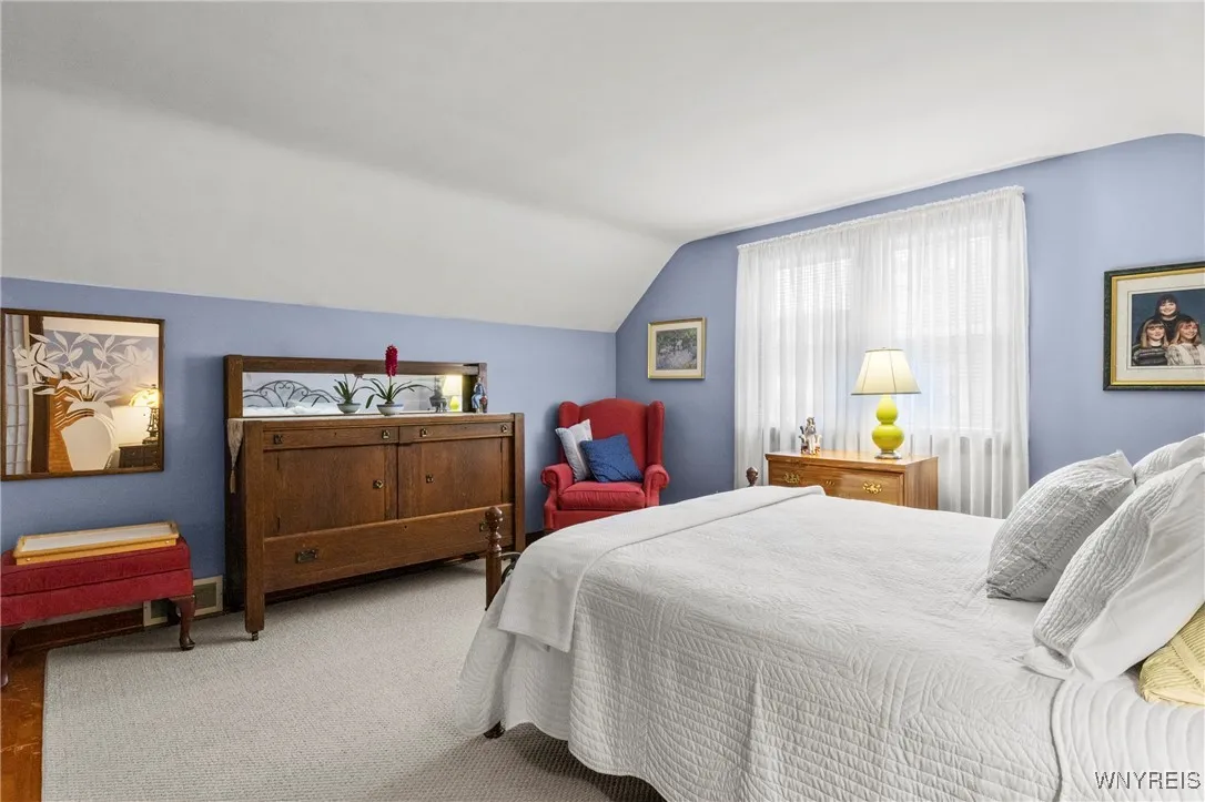 2236 Linwood Avenue, Niagara Falls, New York 14305, Niagara Falls, New York 14305, 3 Bedrooms Bedrooms, ,2 BathroomsBathrooms,Residential,Closed,2236 Linwood Avenue, Niagara Falls, New York 14305,0,B1627615