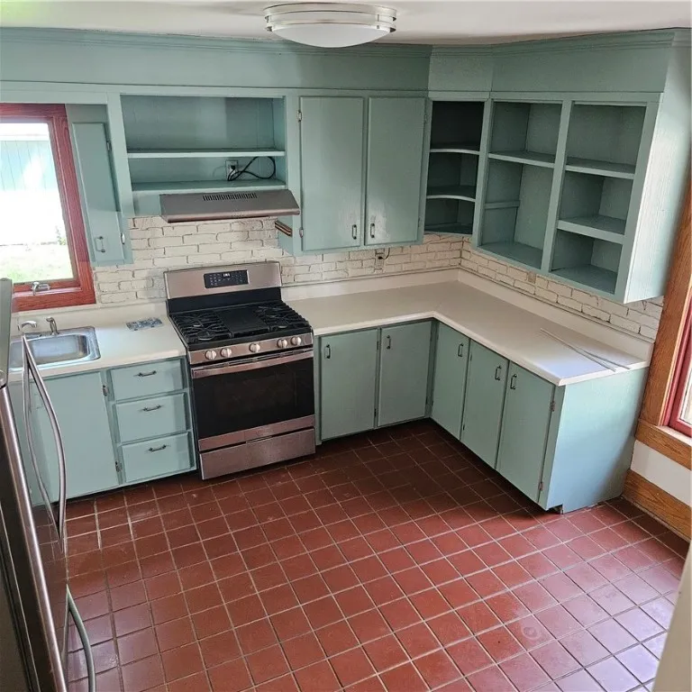 217 Merriman Street, Rochester, New York 14607, Rochester, New York 14607, 4 Bedrooms Bedrooms, 7 Rooms Rooms,2 BathroomsBathrooms,Residential Lease,For Rent,217 Merriman Street, Rochester, New York 14607,R1627660