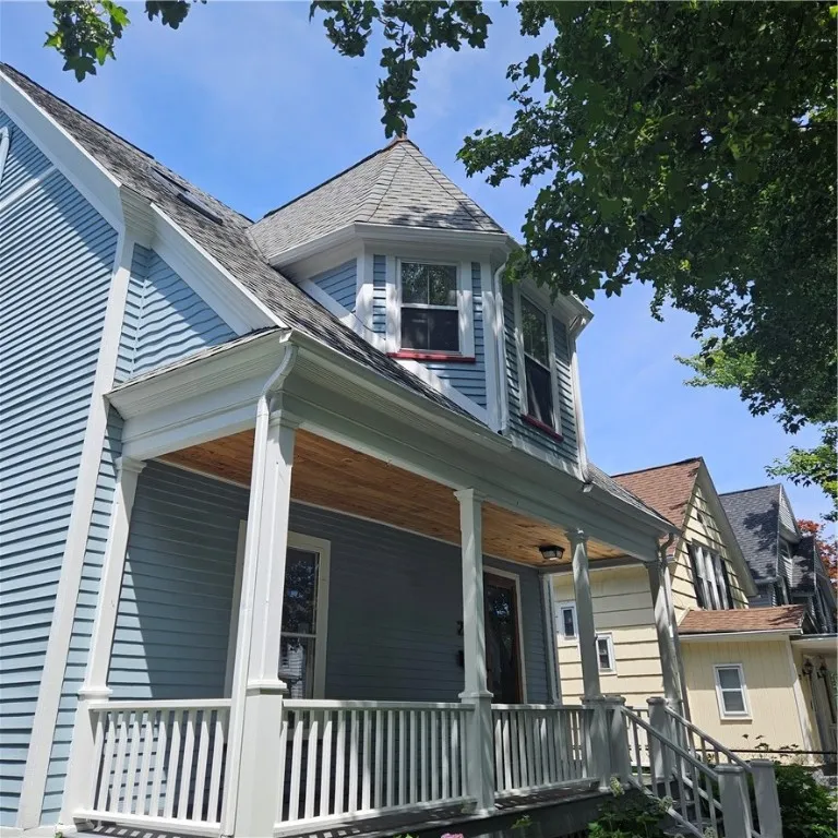217 Merriman Street, Rochester, New York 14607, Rochester, New York 14607, 4 Bedrooms Bedrooms, 7 Rooms Rooms,2 BathroomsBathrooms,Residential Lease,For Rent,217 Merriman Street, Rochester, New York 14607,R1627660