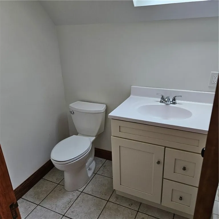 217 Merriman Street, Rochester, New York 14607, Rochester, New York 14607, 4 Bedrooms Bedrooms, 7 Rooms Rooms,2 BathroomsBathrooms,Residential Lease,For Rent,217 Merriman Street, Rochester, New York 14607,R1627660