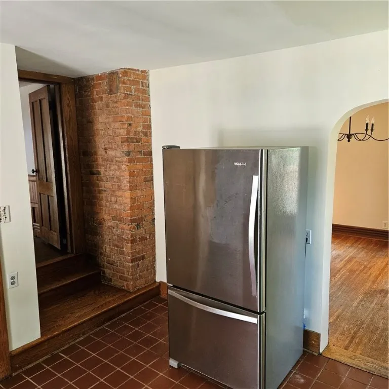 217 Merriman Street, Rochester, New York 14607, Rochester, New York 14607, 4 Bedrooms Bedrooms, 7 Rooms Rooms,2 BathroomsBathrooms,Residential Lease,For Rent,217 Merriman Street, Rochester, New York 14607,R1627660