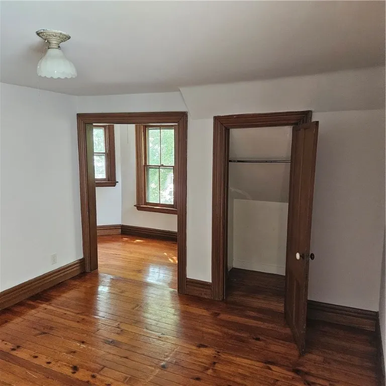 217 Merriman Street, Rochester, New York 14607, Rochester, New York 14607, 4 Bedrooms Bedrooms, 7 Rooms Rooms,2 BathroomsBathrooms,Residential Lease,For Rent,217 Merriman Street, Rochester, New York 14607,R1627660