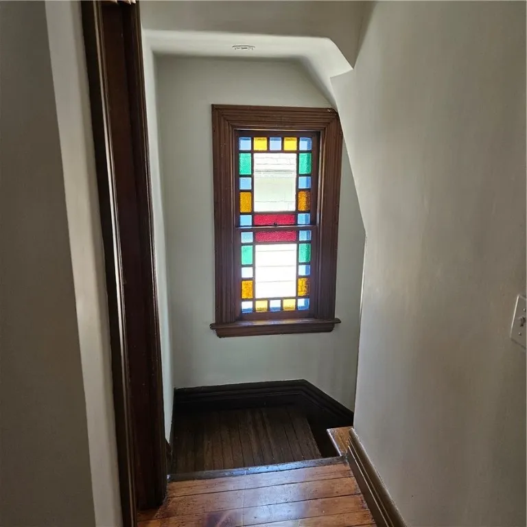 217 Merriman Street, Rochester, New York 14607, Rochester, New York 14607, 4 Bedrooms Bedrooms, 7 Rooms Rooms,2 BathroomsBathrooms,Residential Lease,For Rent,217 Merriman Street, Rochester, New York 14607,R1627660