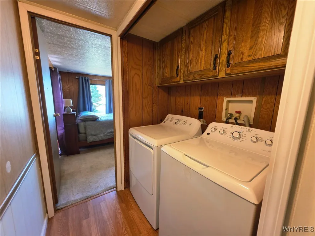 30 Marseille Avenue, West Seneca, New York 14224, West Seneca, New York 14224, 1 Bedroom Bedrooms, 6 Rooms Rooms,Residential,For Sale,30 Marseille Avenue, West Seneca, New York 14224,B1627355