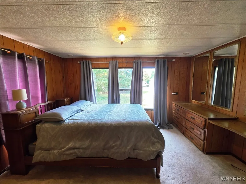 30 Marseille Avenue, West Seneca, New York 14224, West Seneca, New York 14224, 1 Bedroom Bedrooms, 6 Rooms Rooms,Residential,For Sale,30 Marseille Avenue, West Seneca, New York 14224,B1627355