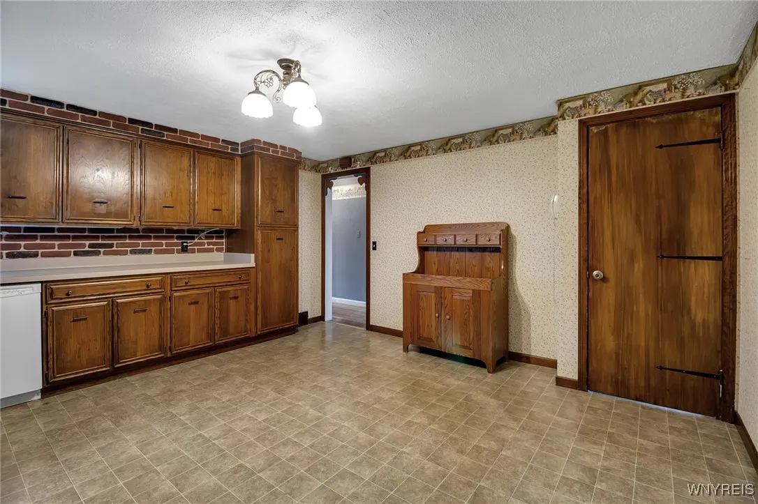 104 Grandview, Batavia City, New York 14020, Batavia City, New York 14020, 3 Bedrooms Bedrooms, 8 Rooms Rooms,1 BathroomBathrooms,Residential,Closed,104 Grandview, Batavia City, New York 14020,0,B1627689