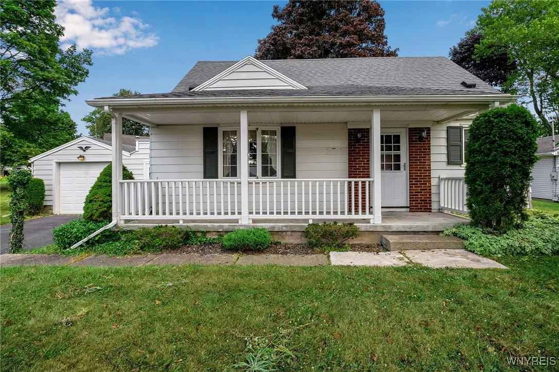 104 Grandview, Batavia City, New York 14020, Batavia City, New York 14020, 3 Bedrooms Bedrooms, 8 Rooms Rooms,1 BathroomBathrooms,Residential,Closed,104 Grandview, Batavia City, New York 14020,0,B1627689