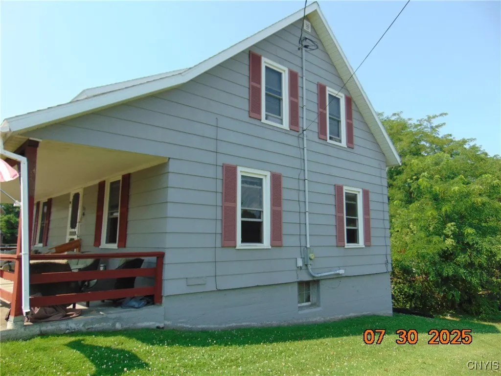 305 Washington Street, Brownville, New York 13615, Brownville, New York 13615, 4 Bedrooms Bedrooms, 9 Rooms Rooms,2 BathroomsBathrooms,Residential,For Sale,305 Washington Street, Brownville, New York 13615,S1627158