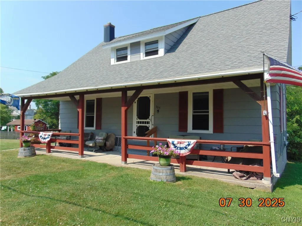 305 Washington Street, Brownville, New York 13615, Brownville, New York 13615, 4 Bedrooms Bedrooms, 9 Rooms Rooms,2 BathroomsBathrooms,Residential,For Sale,305 Washington Street, Brownville, New York 13615,S1627158